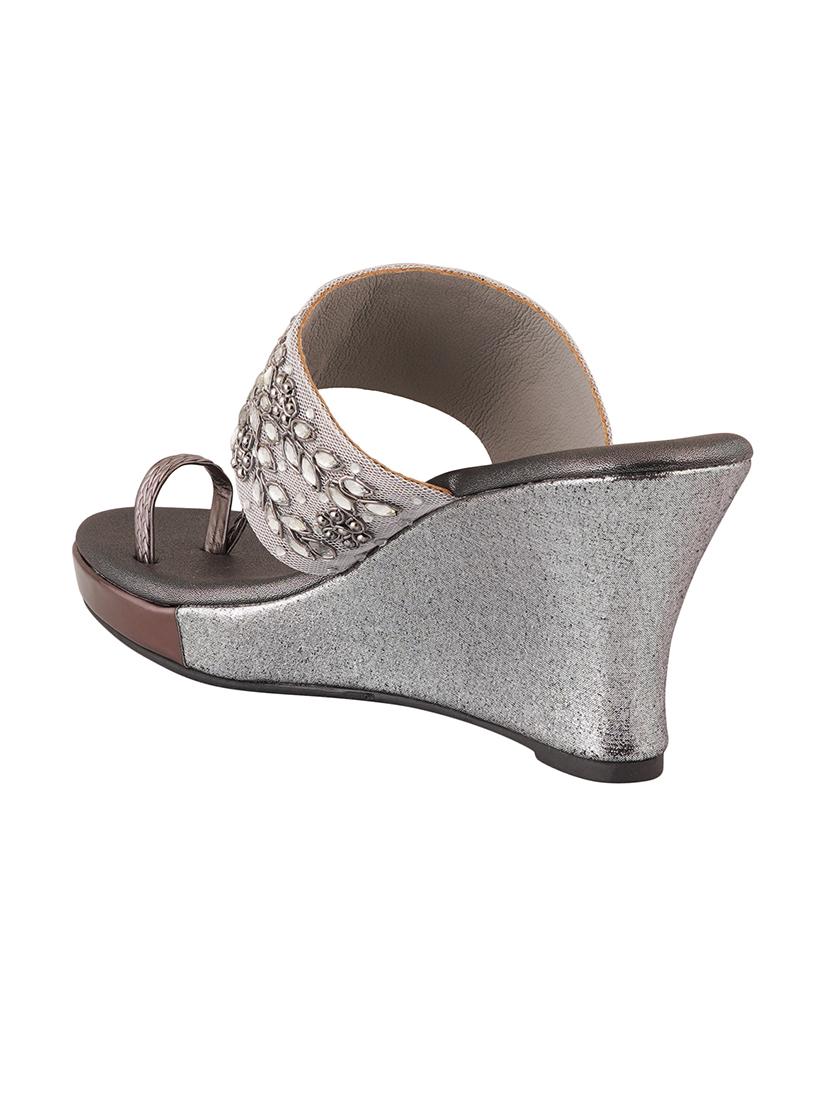 womens slippers - 17822761 - Zoom Image - 3