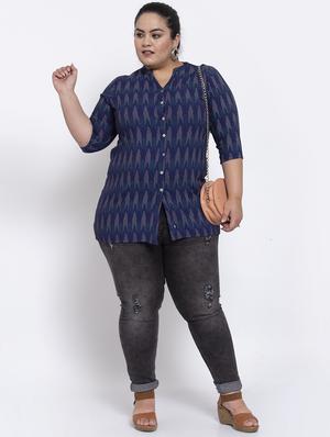 mid rise distressed denim jean - 17823494 - Standard Image - 4