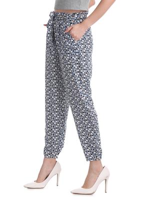 mid rise printed jogger - 17836389 - Standard Image - 2