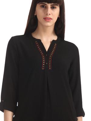 mandarin neck embroidered detail tunic - 17836505 - Standard Image - 5