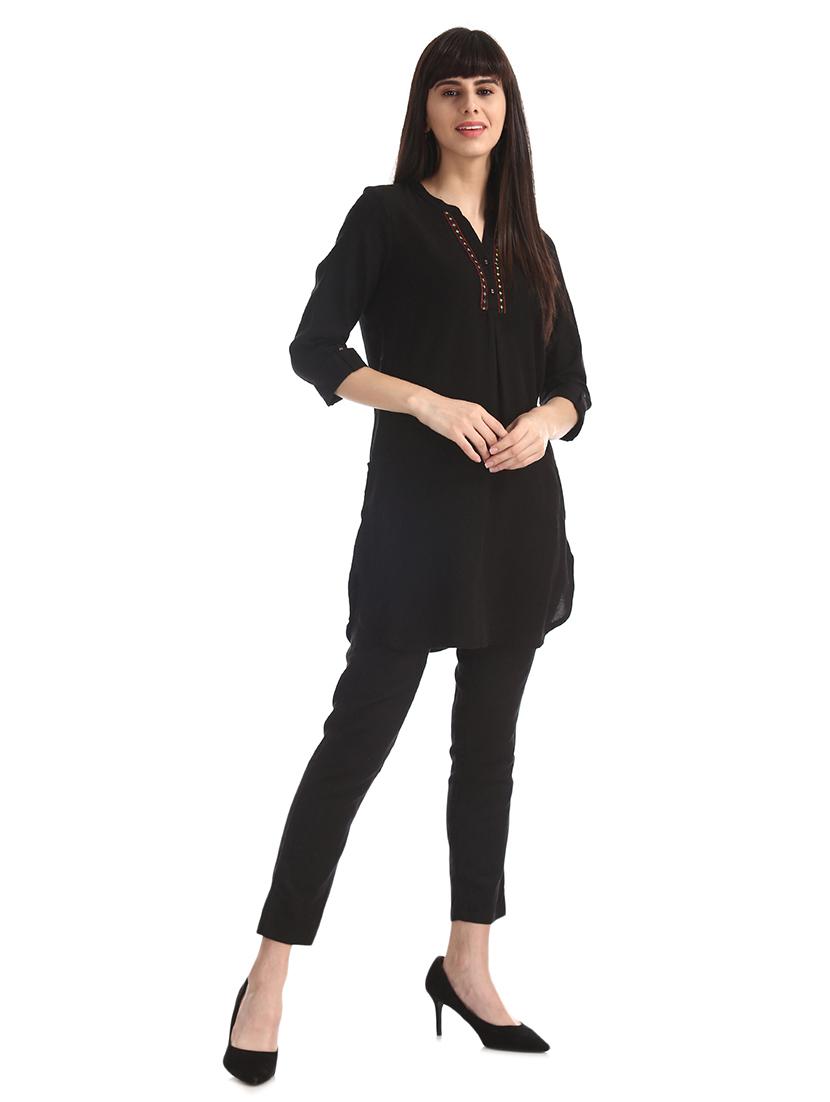 mandarin neck embroidered detail tunic - 17836505 - Zoom Image - 4