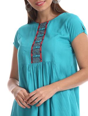 embroidered detail round neck tunic - 17836512 - Standard Image - 4