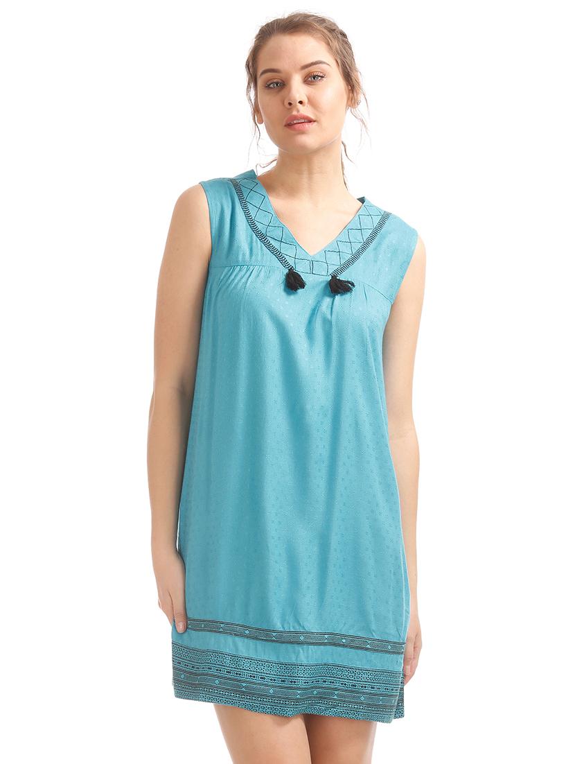 v-neck embroidered detail shift dress - 17836543 - Zoom Image - 1