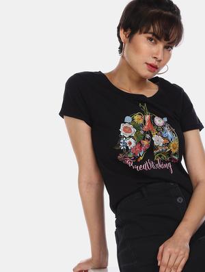 round neck graphic tee - 17836788 - Standard Image - 2