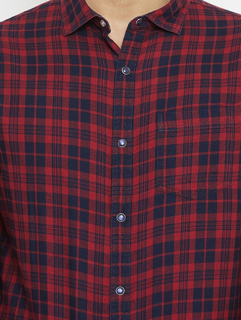 red checkered casual shirt - 17837978 - Zoom Image - 5