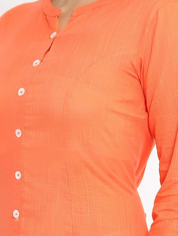 solid straight kurta - 17838074 - Zoom Image - 4