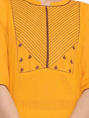 solid straight kurta - 17838106 - Standard Image - 4