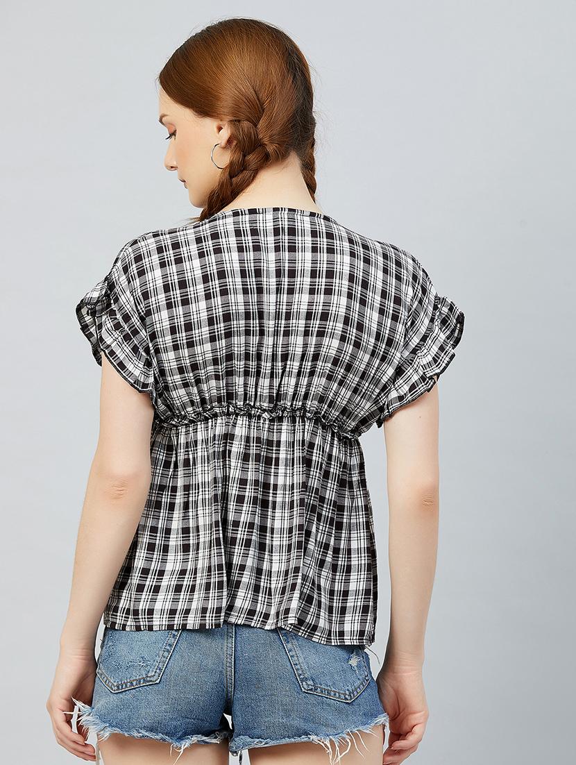 gather detail checkered peplum top - 17839158 - Zoom Image - 3