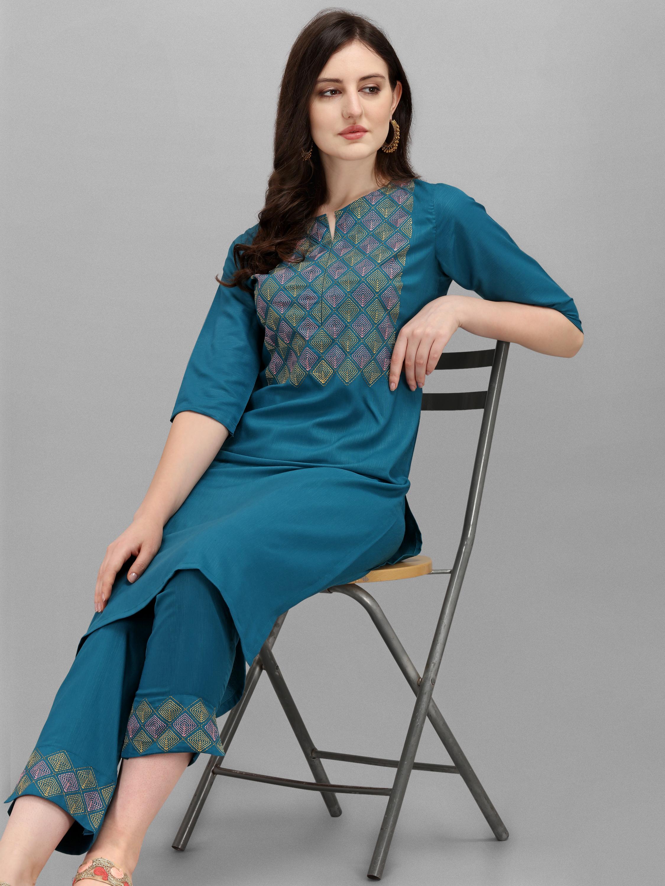 embroidered kurti with pants care instructions - 17839243 - Zoom Image - 3