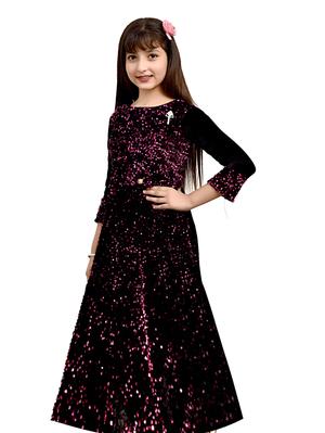 roshni garments design for cute girls - 17839455 - Standard Image - 3