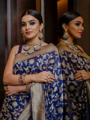 blue color kanjeevaram silk saree for - 17839493 - Standard Image - 2