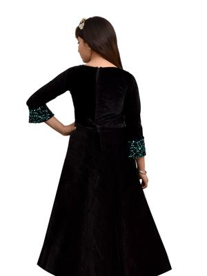 roshni farments design for cute girls - 17839502 - Standard Image - 2