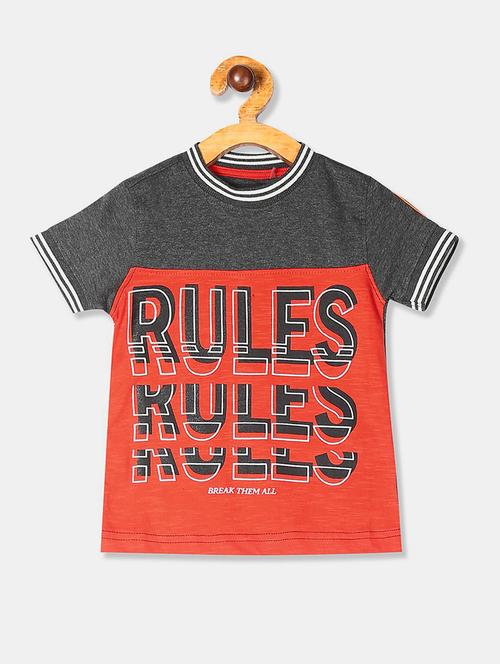 round neck graphic t-shirt - 17839912 - Standard Image - 1