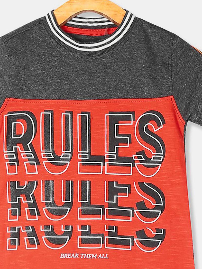 round neck graphic t-shirt - 17839912 - Zoom Image - 3