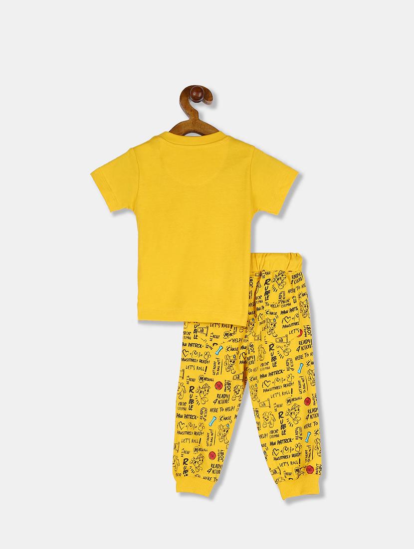 round neck tee with trouser set - 17841932 - Zoom Image - 2