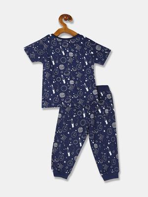 graphic printed t-shirt with pajama set - 17841988 - Standard Image - 2