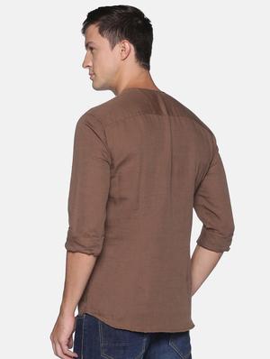 brown solid linen short kurta - 17844335 - Standard Image - 3