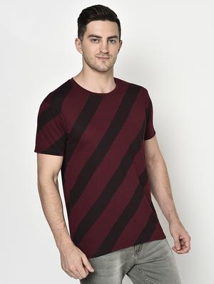 maroon printed t-shirt - 17847346 - Standard Image - 2