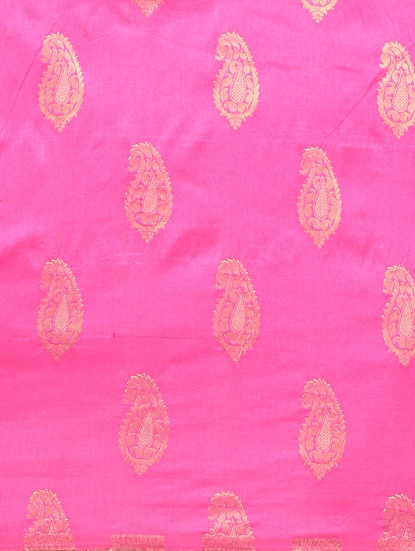 pink silk blend woven saree with blouse - 17852946 - Zoom Image - 4