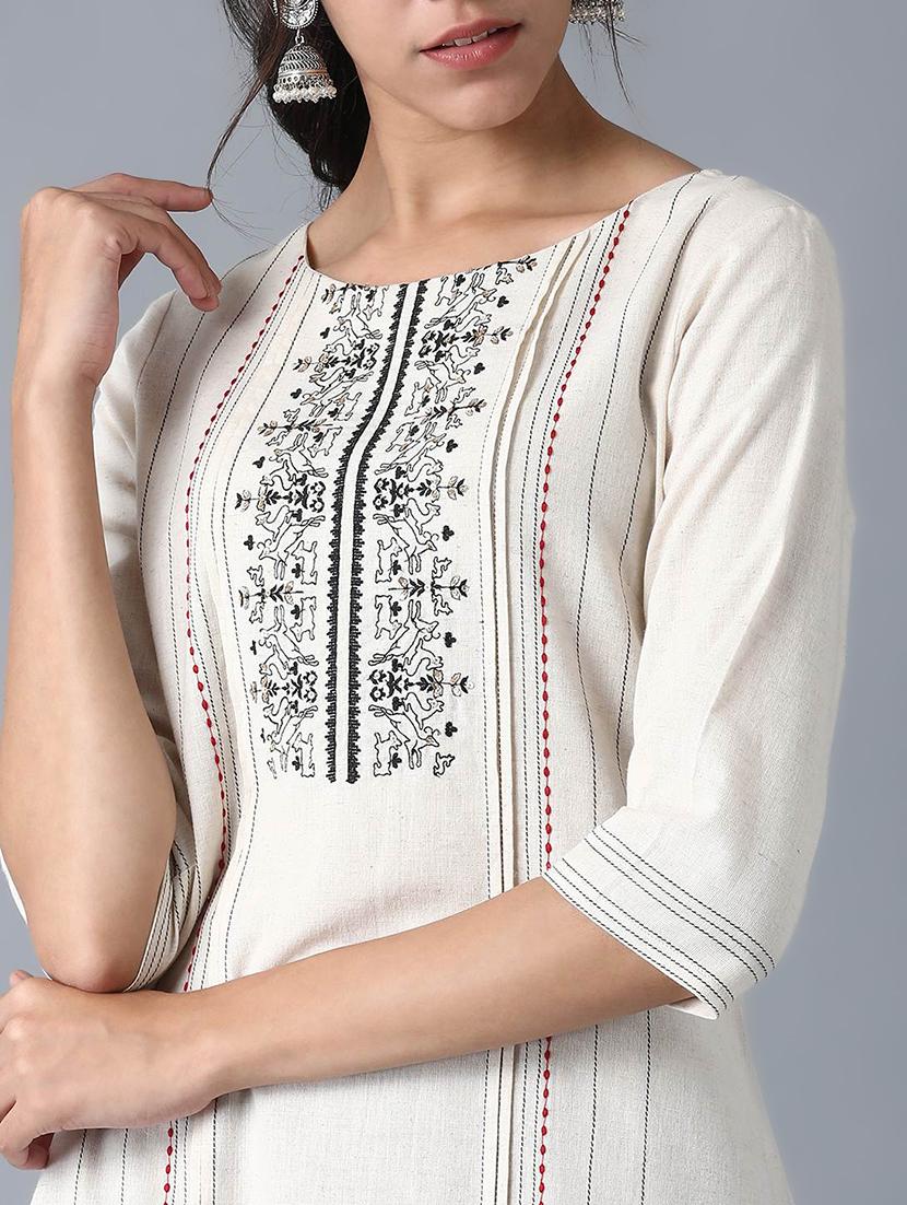 embroidered straight kurta - 17853569 - Zoom Image - 4