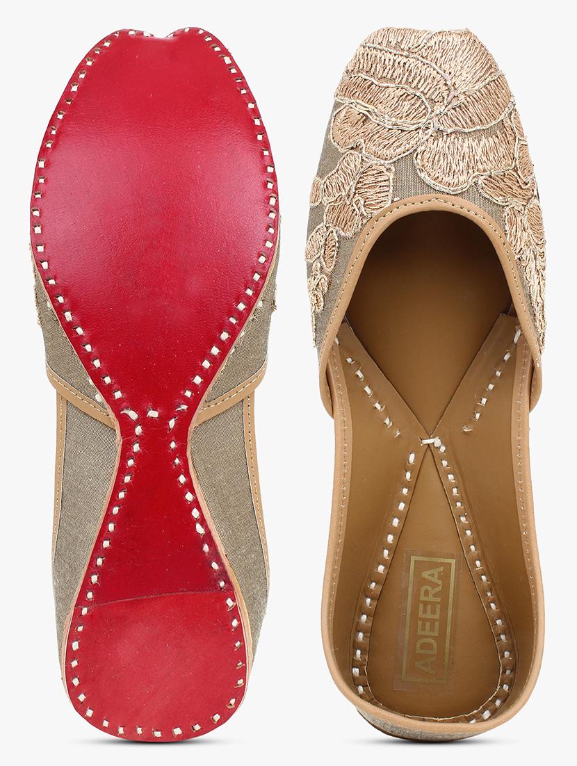 beige slip on jutis - 17857758 - Zoom Image - 5
