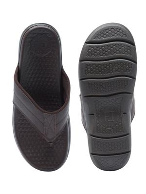 brown toe separator slipper - 17859814 - Standard Image - 5