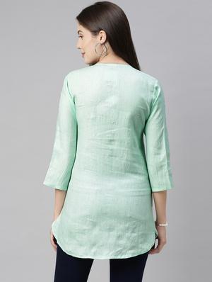 round neck solid top - 17860654 - Standard Image - 4