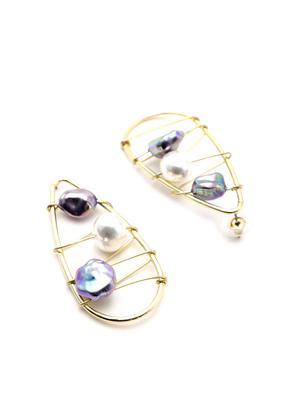 green metal drop earring - 17862752 - Standard Image - 2