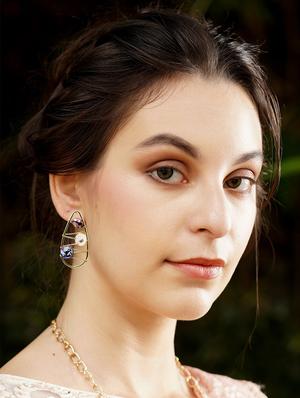 green metal drop earring - 17862752 - Standard Image - 4