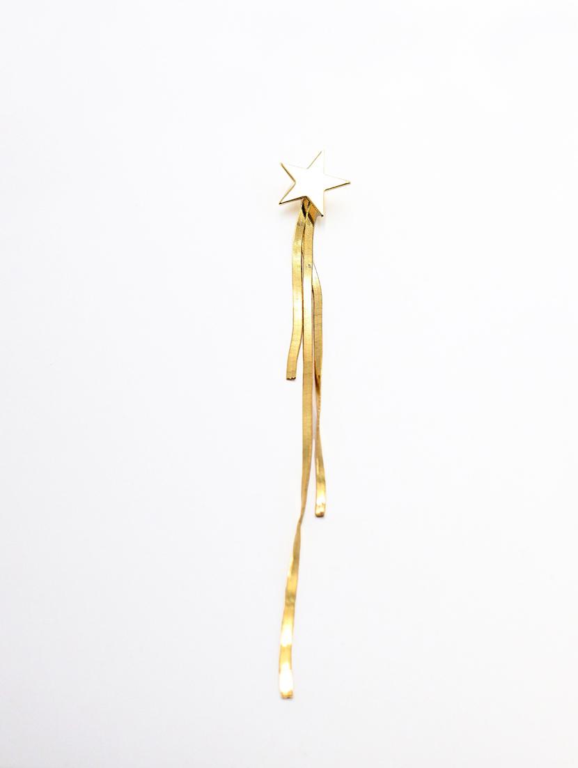 gold metal drop earring - 17862755 - Zoom Image - 3