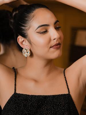 gold metal drop earring - 17862786 - Standard Image - 5