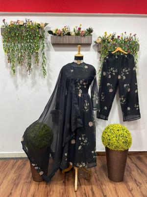 ???*top* fabric : gorgette work. : - 17863863 - Standard Image - 2