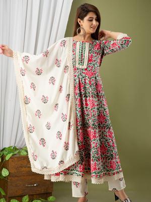 stiched kurta set with dupatta and - 17867033 - Standard Image - 2
