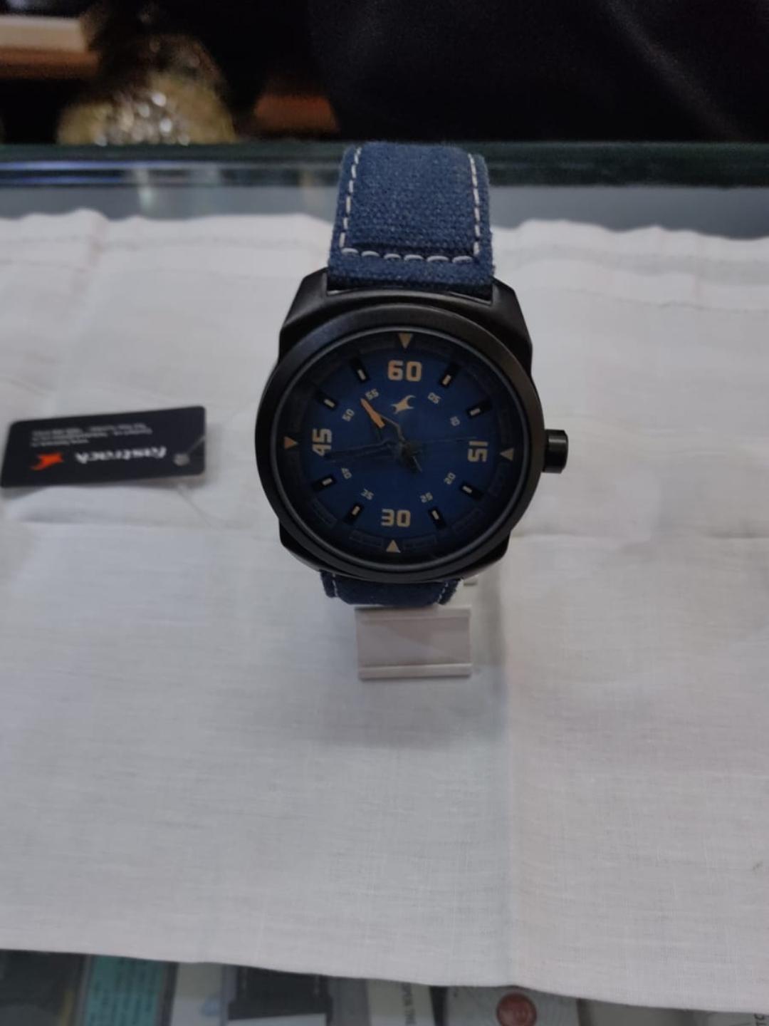 men watch original fastrack brand - 17867051 - Zoom Image - 1