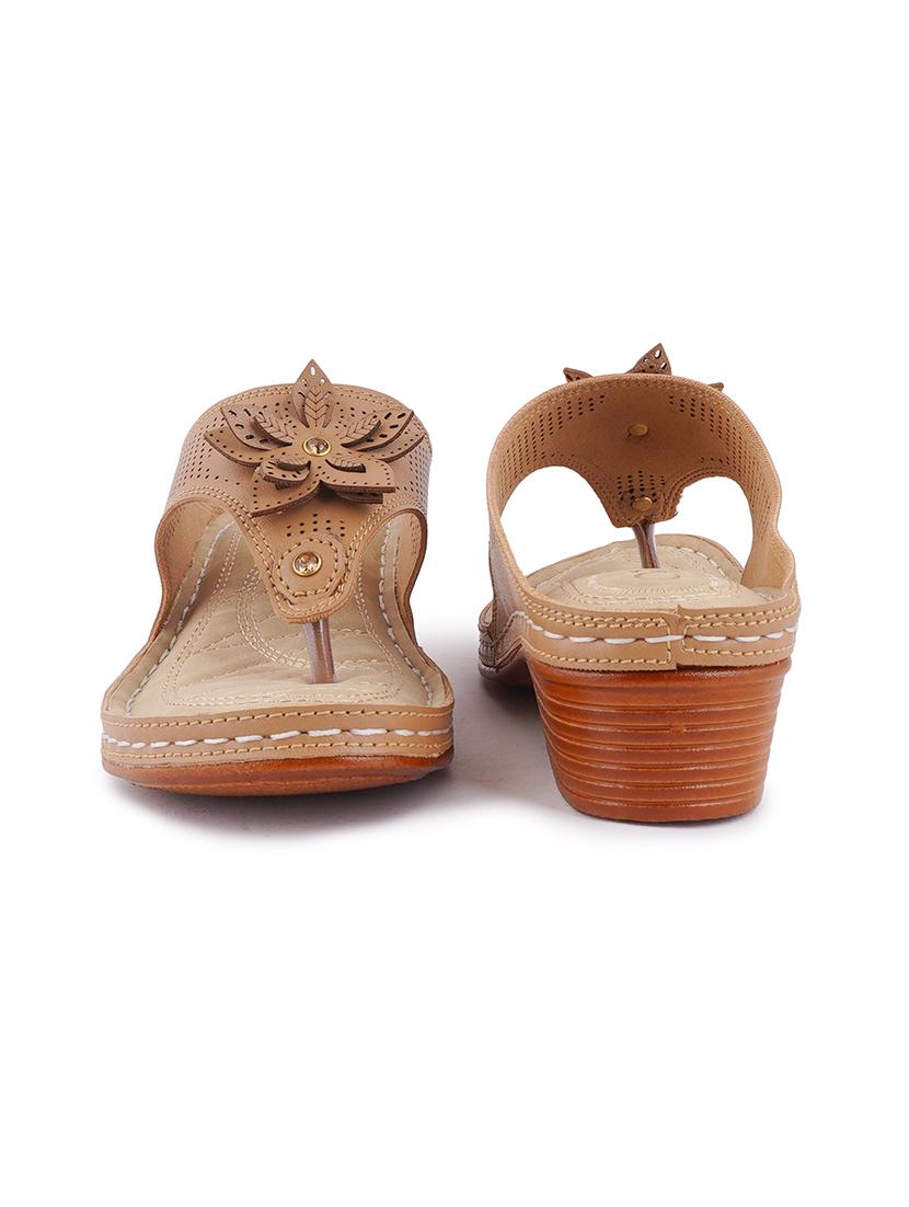 beige toe separator sandal - 17872281 - Zoom Image - 5