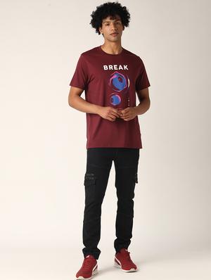 maroon printed t-shirt - 17873684 - Standard Image - 4