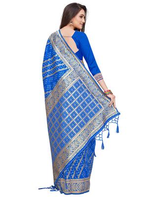 jacquard banarasi saree with blouse - 17874986 - Standard Image - 2