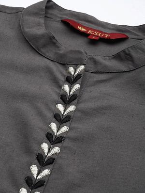 solid a-line kurta - 17883782 - Standard Image - 5