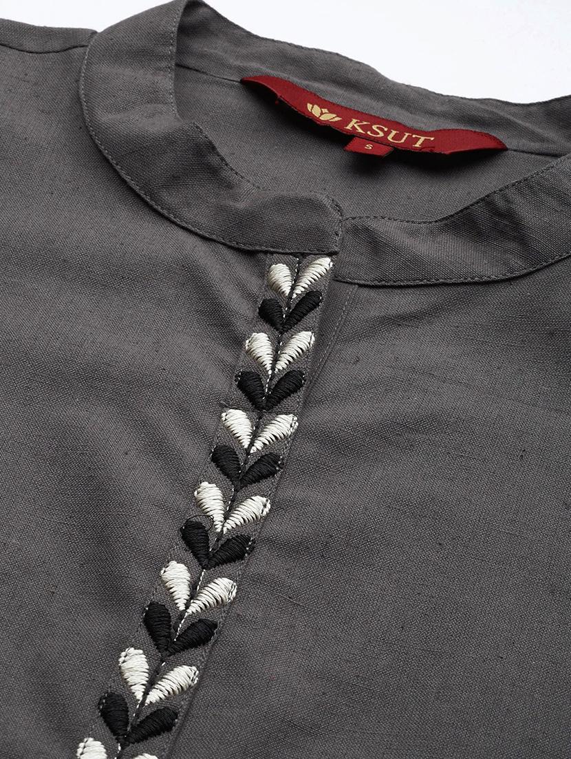 solid a-line kurta - 17883782 - Zoom Image - 5