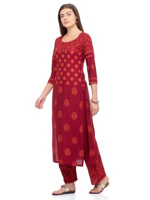 m2r printed rayon round neck kurti for women - 17885856 - Standard Image - 2