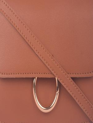 tan leatherette (pu) regular sling bag - 17886065 - Standard Image - 4