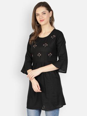 embroidered a-line kurta - 17894320 - Standard Image - 2