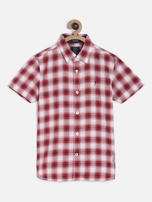 red checkered shirt - 17895481 - Very Small Image - 1