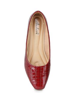 red leatherette slip on pumps - 17905989 - Standard Image - 5