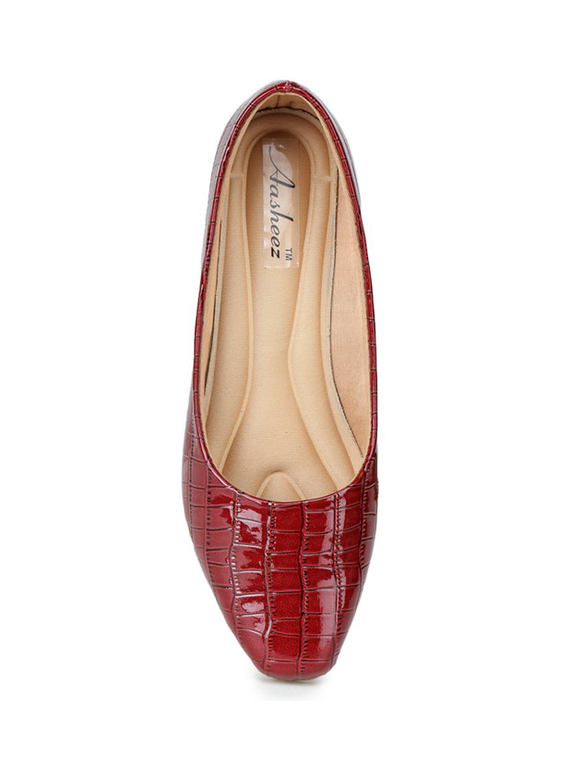 red leatherette slip on pumps - 17905989 - Zoom Image - 5