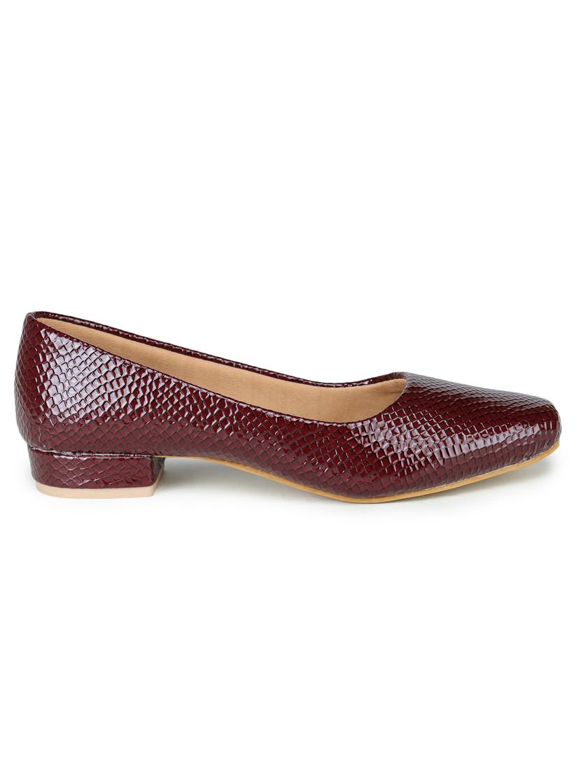 red leatherette slip on pumps - 17905992 - Zoom Image - 2