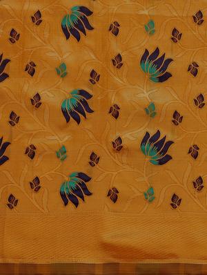 floral banarasi saree with blouse - 17908159 - Standard Image - 5