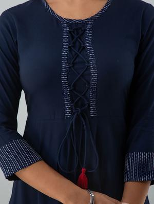 solid flared kurta - 17911822 - Standard Image - 4