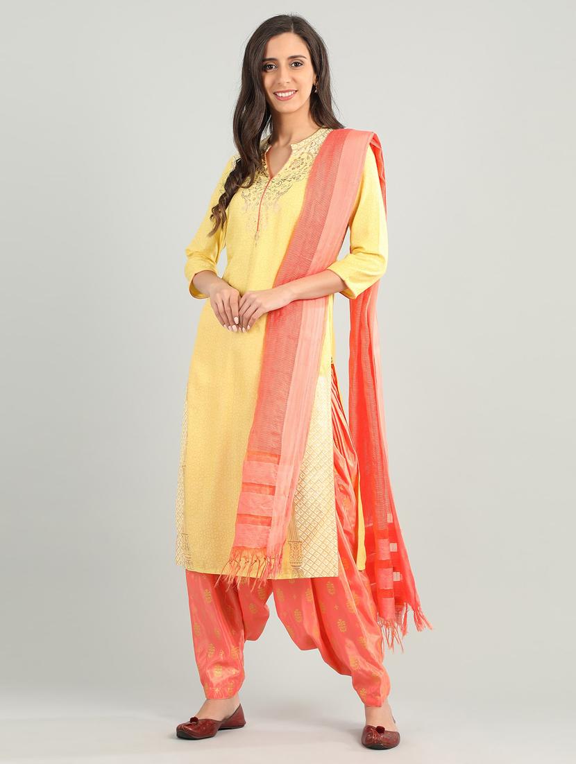 red cotton patiyala salwars - 17922600 - Zoom Image - 4