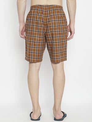brown checkered bermuda short - 17922773 - Standard Image - 4